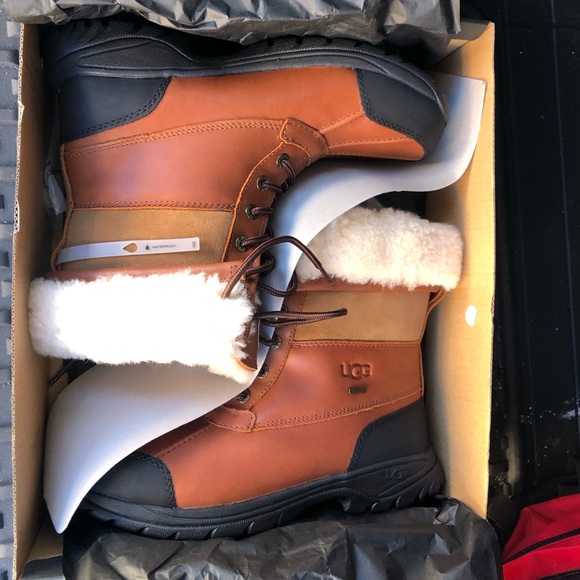 UGG Other - UGG M BUTTE mens sz 8 Womens Sz10 BRAND NEW IN BOX